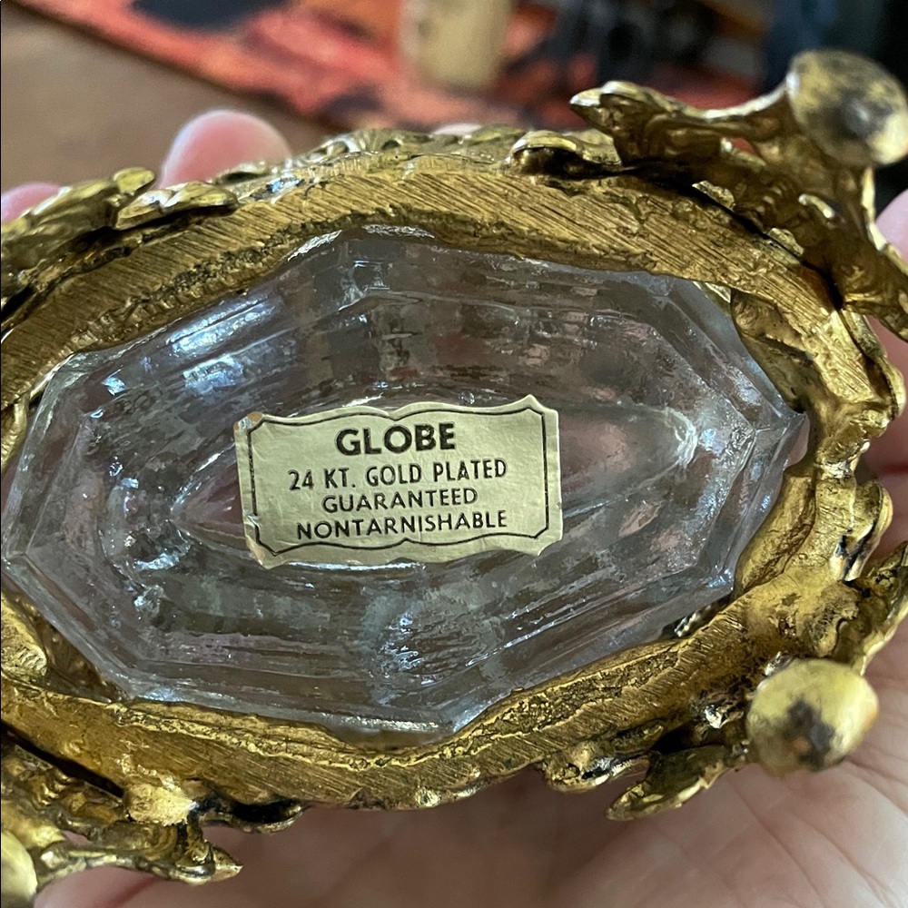 Vintage Globe Gold and Glass Decorative Perfume Bottle - Picture 2 of 5